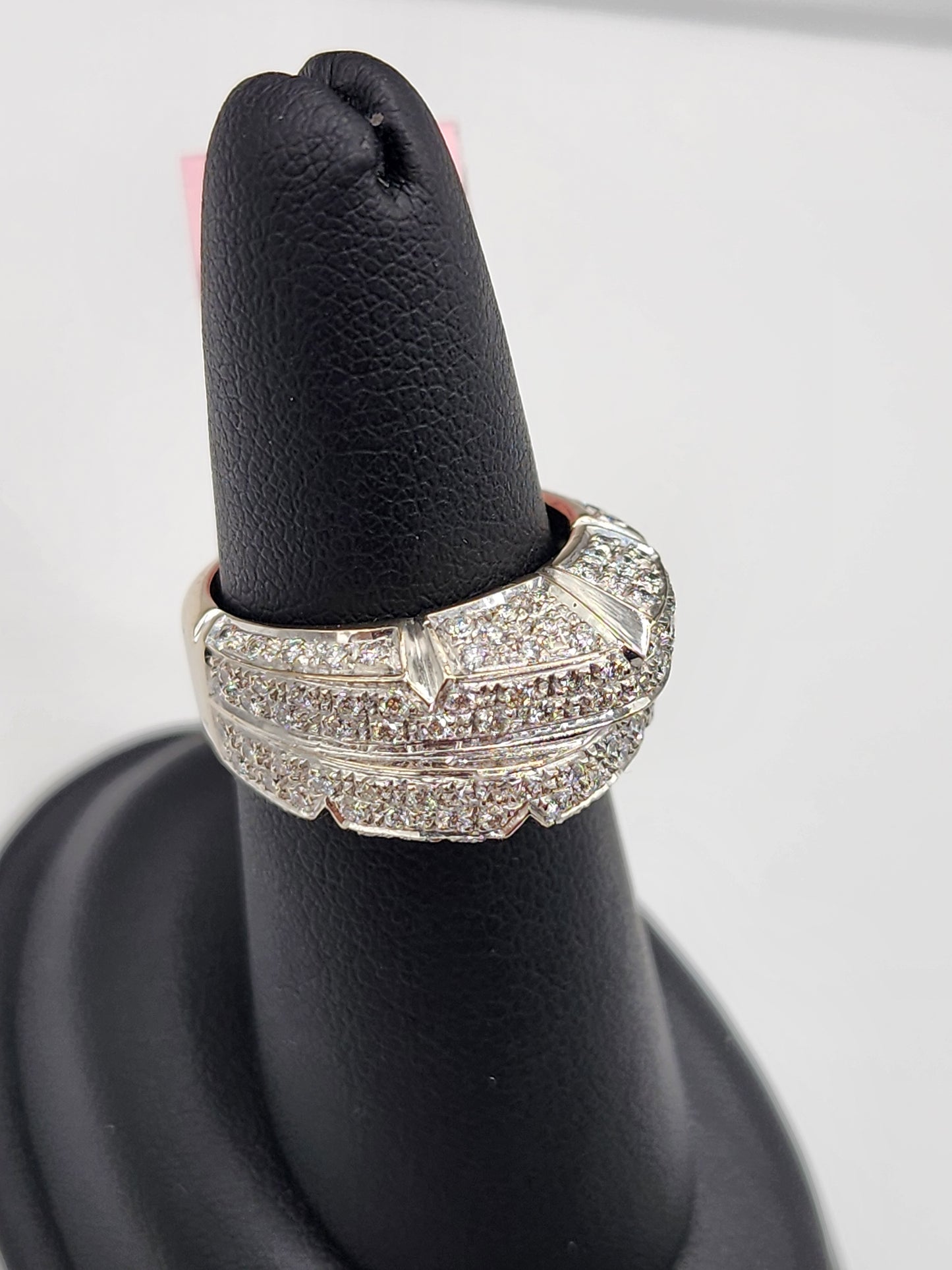 18KT White Gold W/ White 1.01cttw Diamond Cluster Doble Row Ring