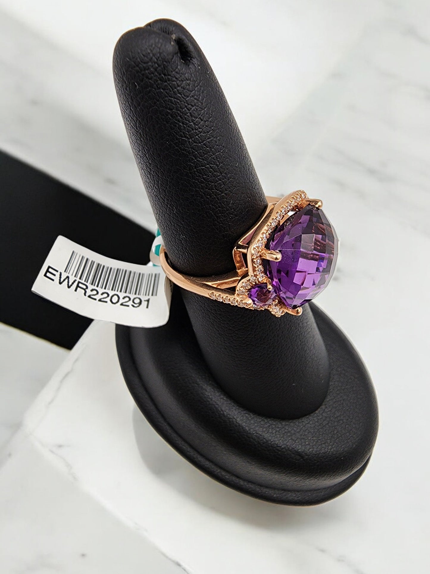 14KT Yellow Gold 7.65CTTW Amethyst& .20 Diamond Effy Ring