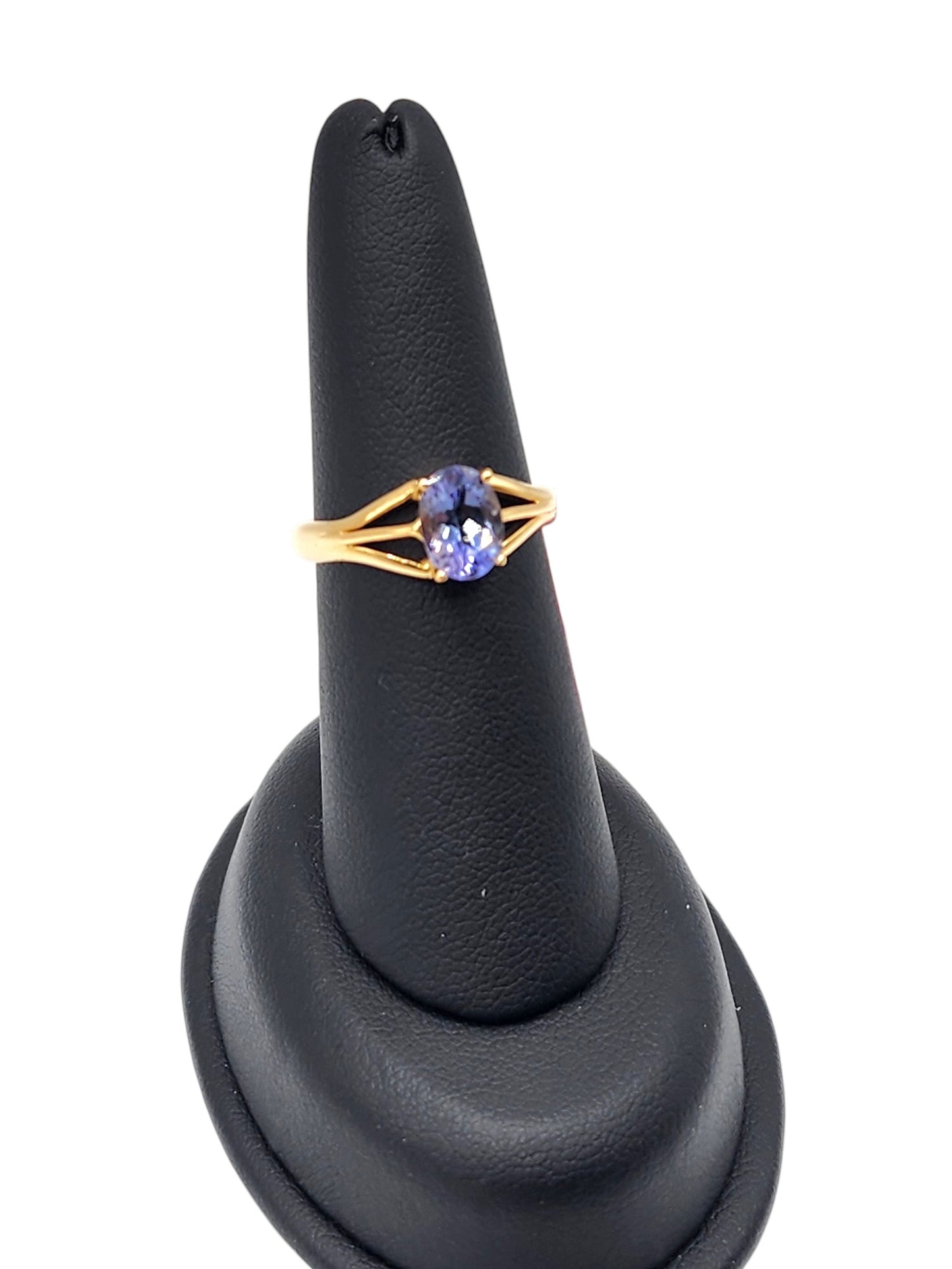 18KT Yellow Gold W/ 1.50cttw Oval Tanzanite Ring