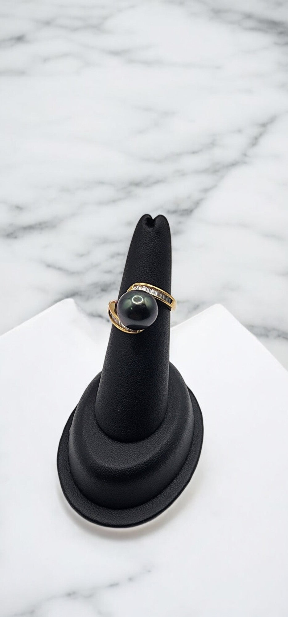 18KT Yellow Gold W/ .50cttw Baguet White Diamond & Tahitian Pearl Ring