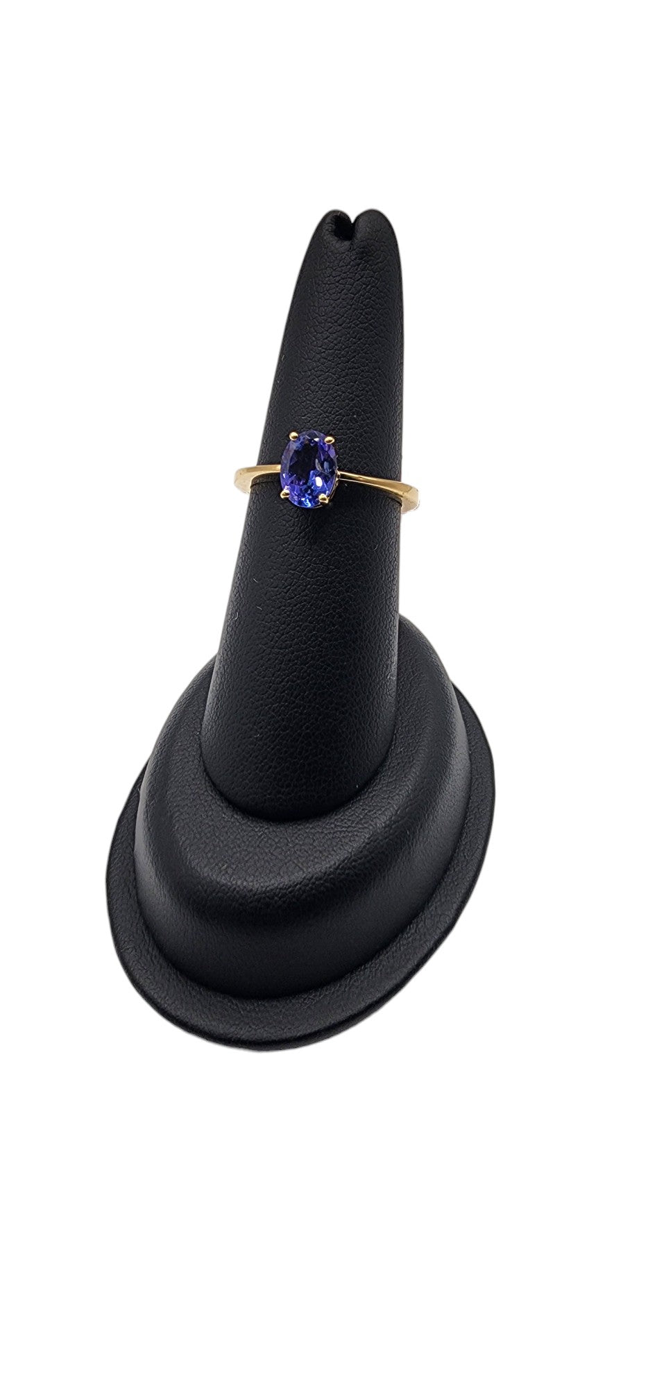 18KT Yellow Gold W/ 1.00cttw Gen Oval Tanzanite Ring