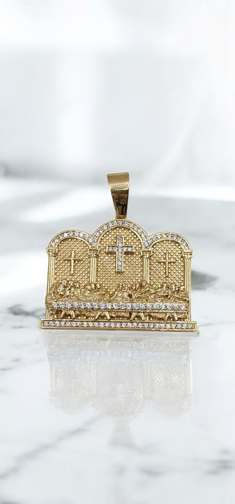 10KT Yellow Gold Ultima Cena 10.5g W/ White Cz 45mm Solid Pendant