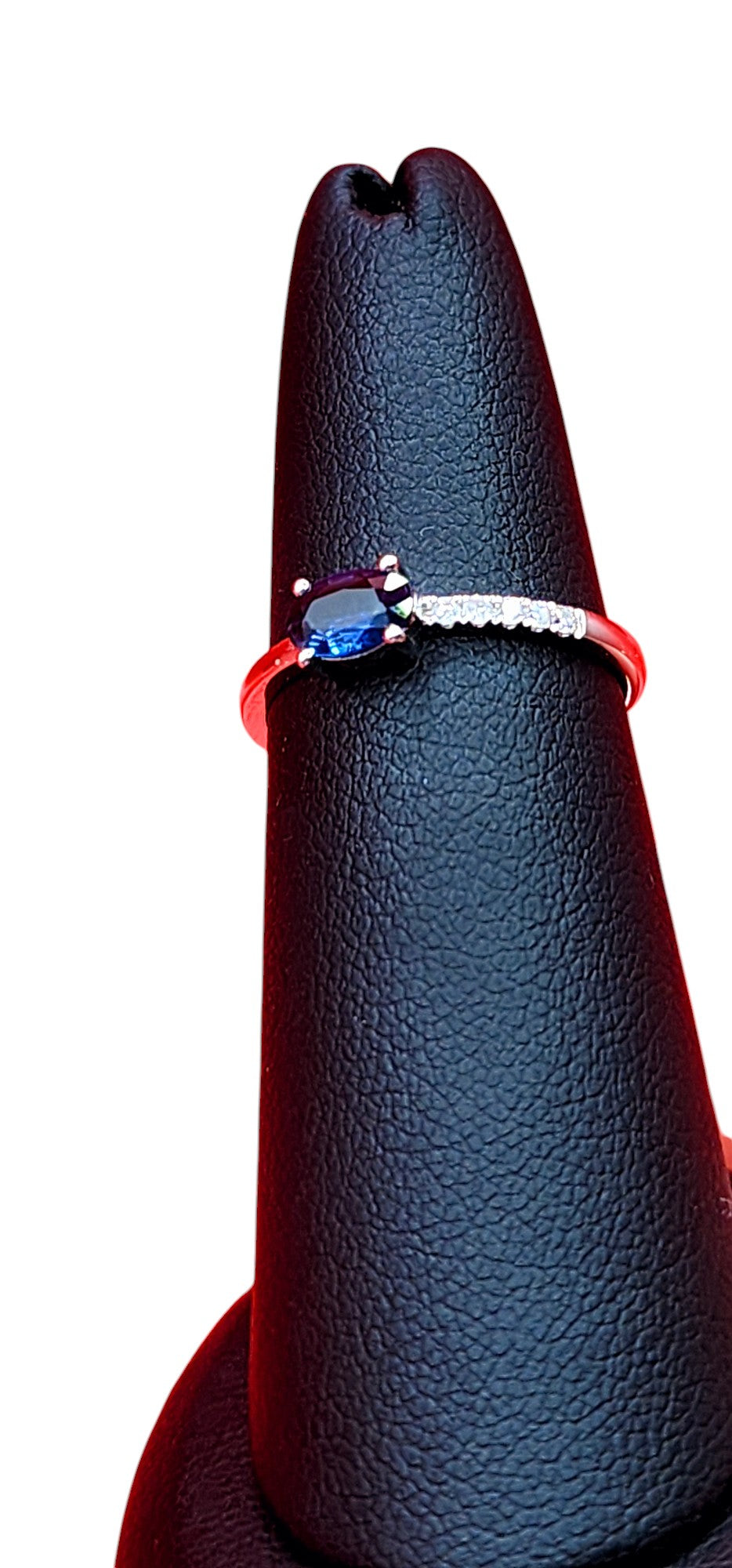 14KT White Gold Horiz Gen Sapphire w/ Diamon Thing Ring