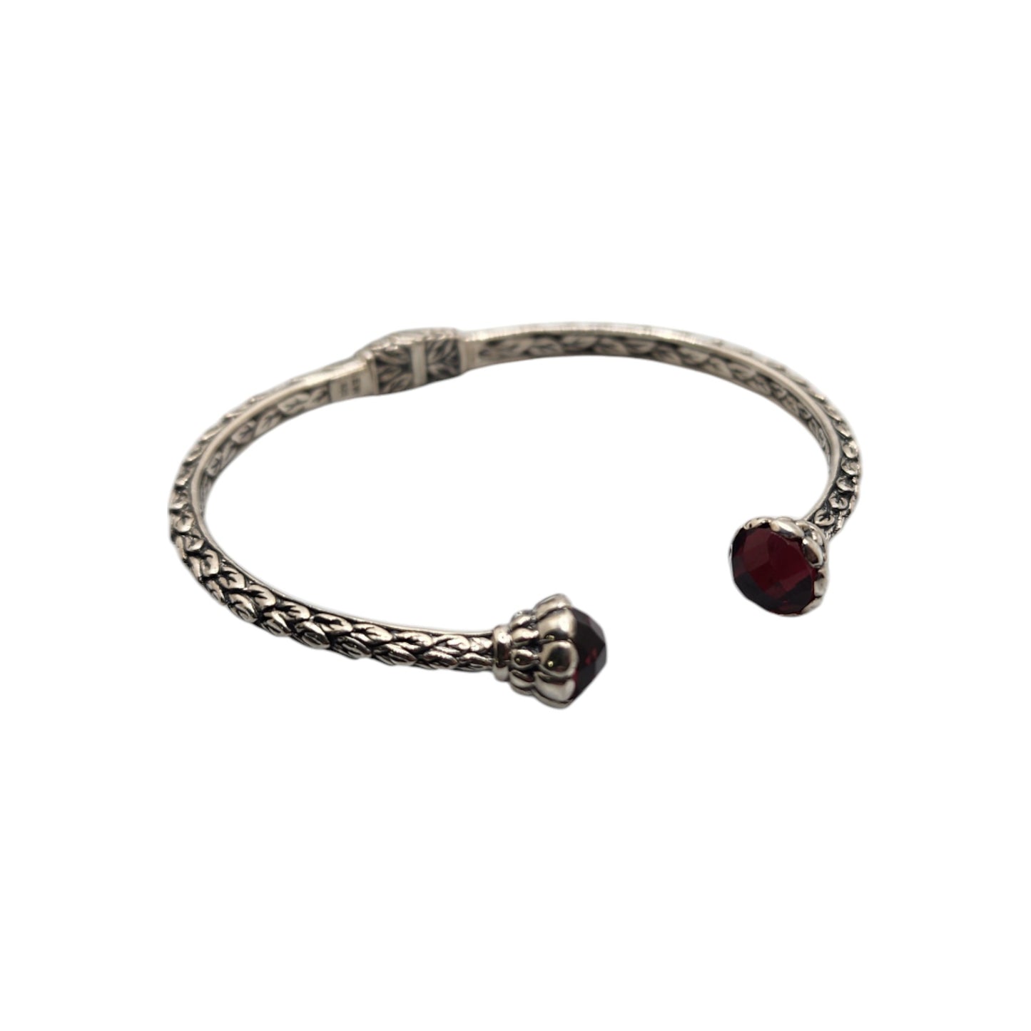 Silver Collection Plat/ W Thin Leafy Center Stone Bangle Bracelet