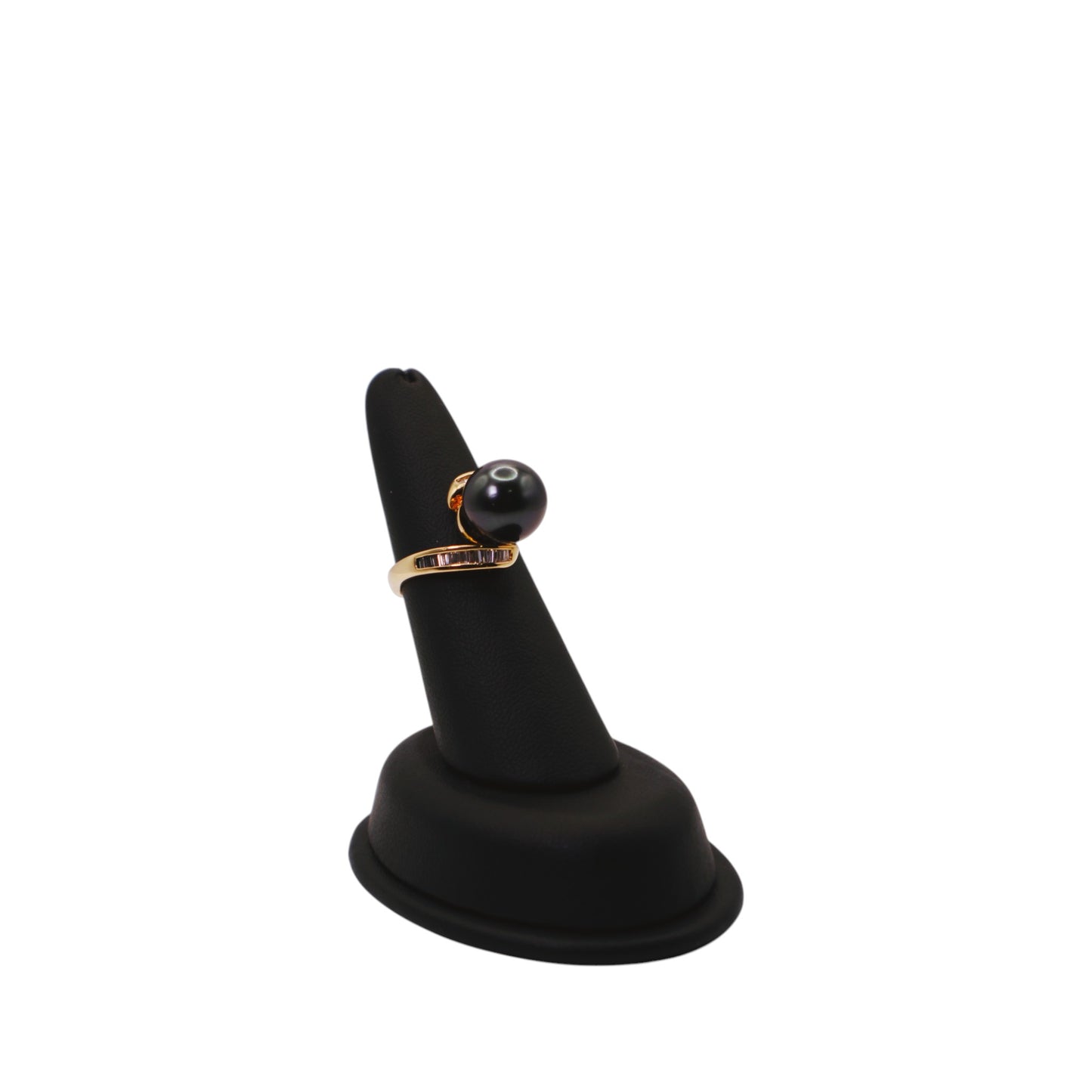 18KT Yellow Gold W/ .50cttw Baguet White Diamond & Tahitian Pearl Ring