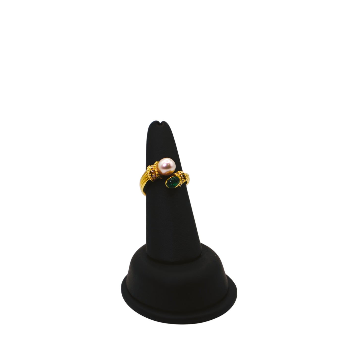 18KT Yellow Gold 0.75cttw Gen Emerald W/ White Diamond & FWPearl Ring