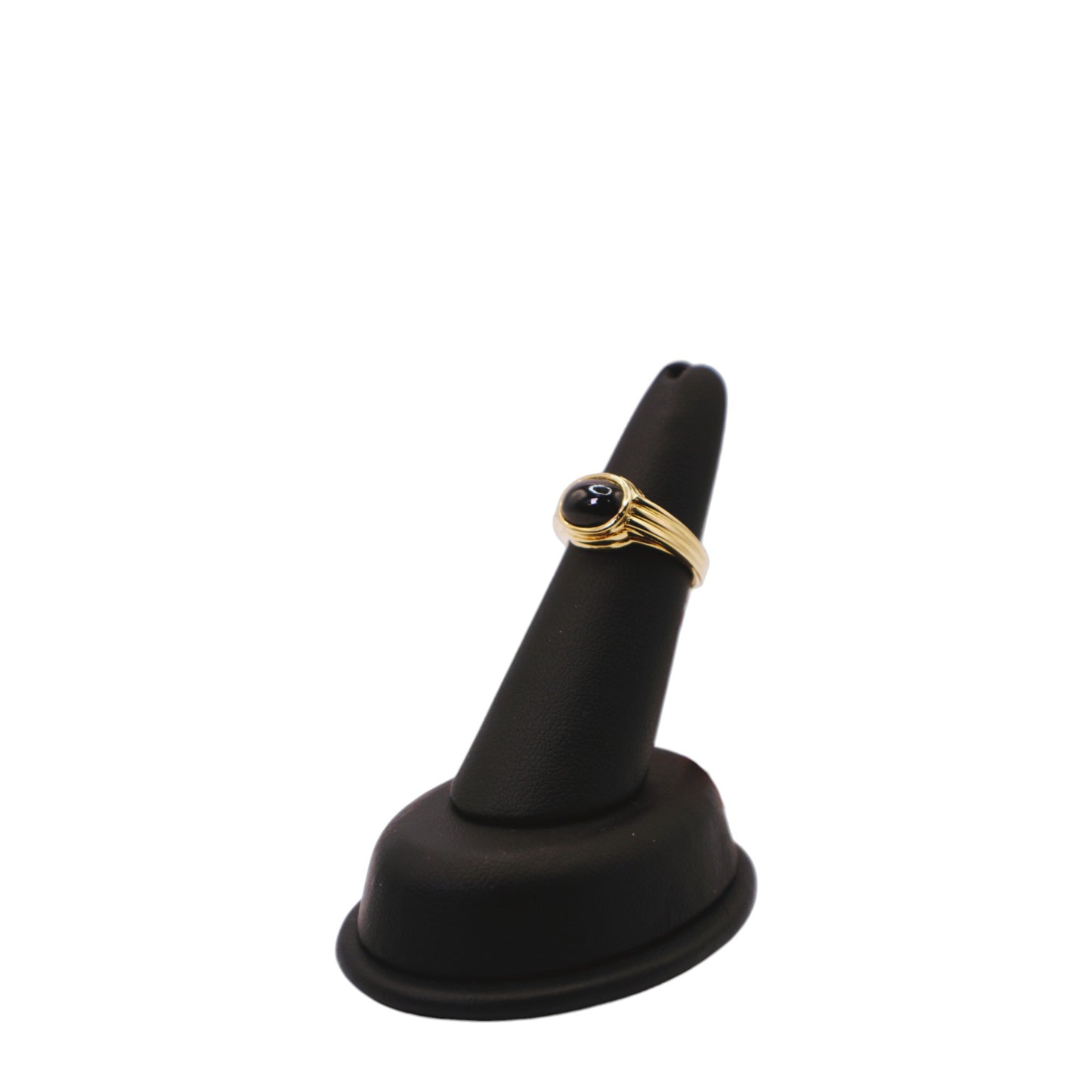 18KT Yellow Gold W/ Oval Gen Onyx Ring