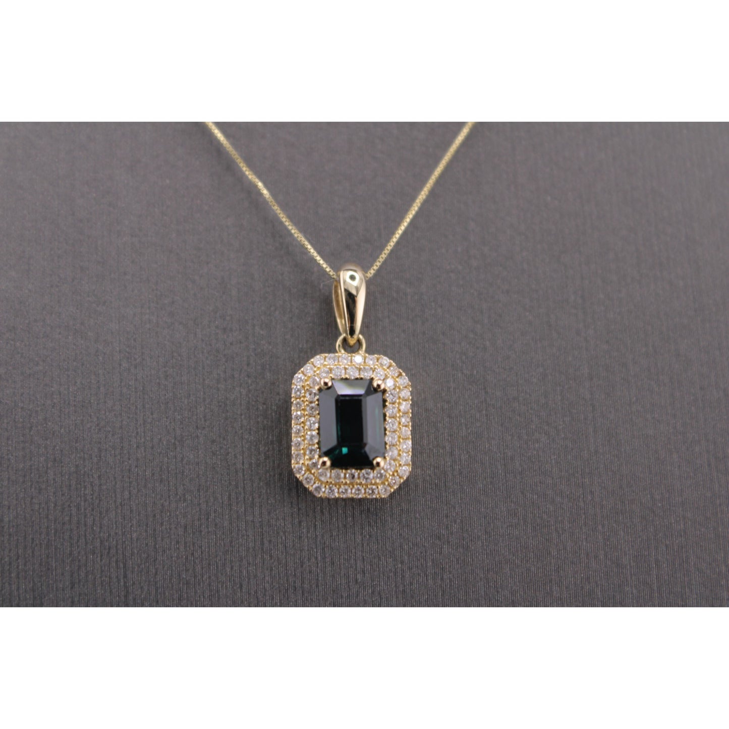 14KT Yellow Gold Square W/White Diamond & Sapphire And Chain 18"