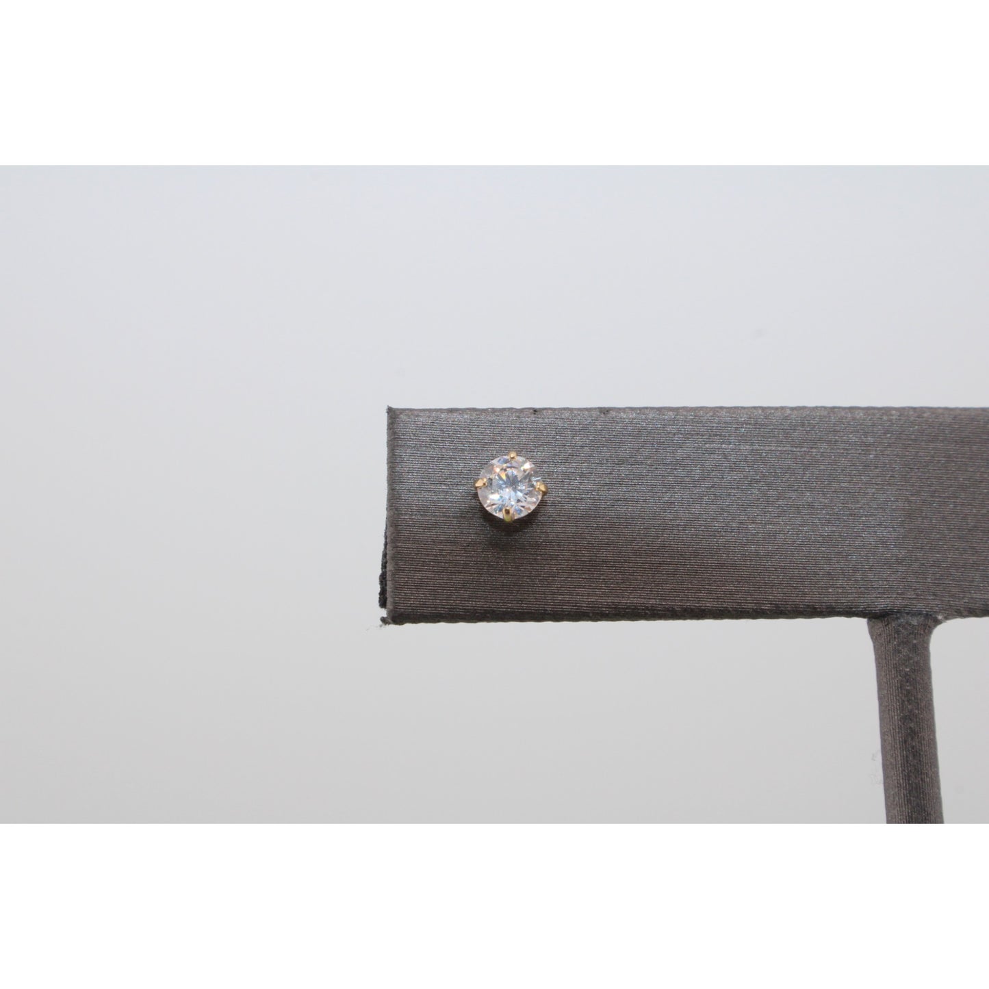 14KT Yellow Gold W/ Diamond 4-Prong Cir Studs Earrings