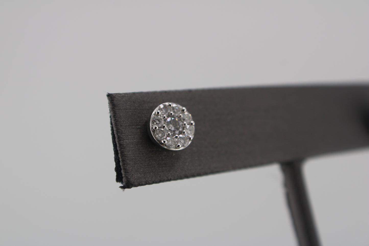 10KT White Gold W/ Diamond .75cttw Cluster Round Studs Earrings