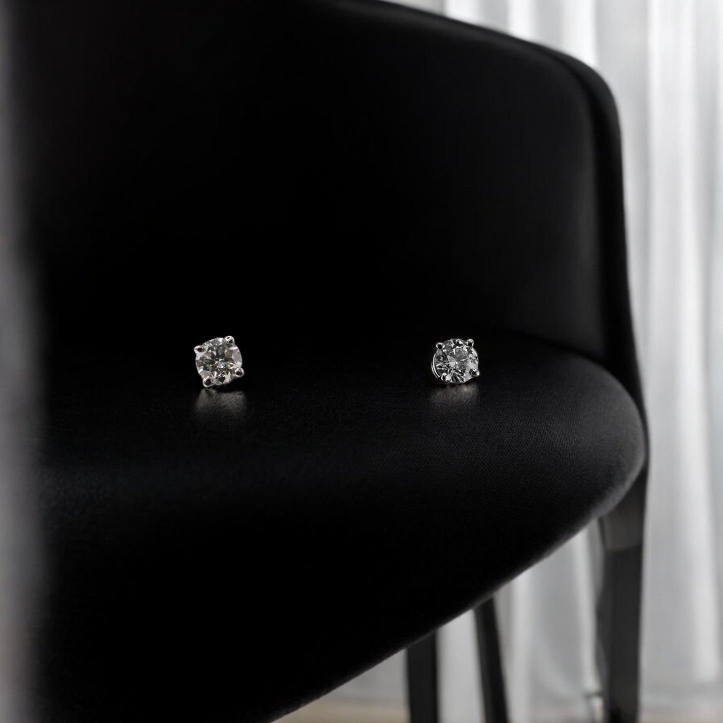 14KT White Gold W/ Diamond 4-Prong Cir Studs Earrings