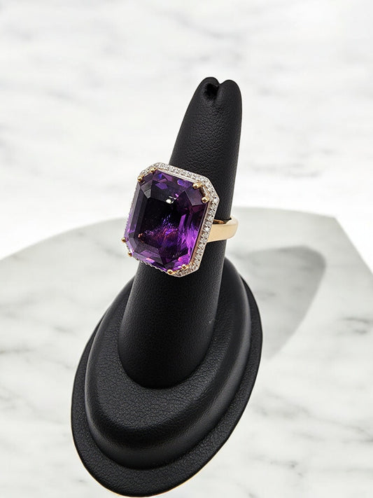 14KT Yellow Gold Ring 16.62ct Amethyst W/.30 Diamond