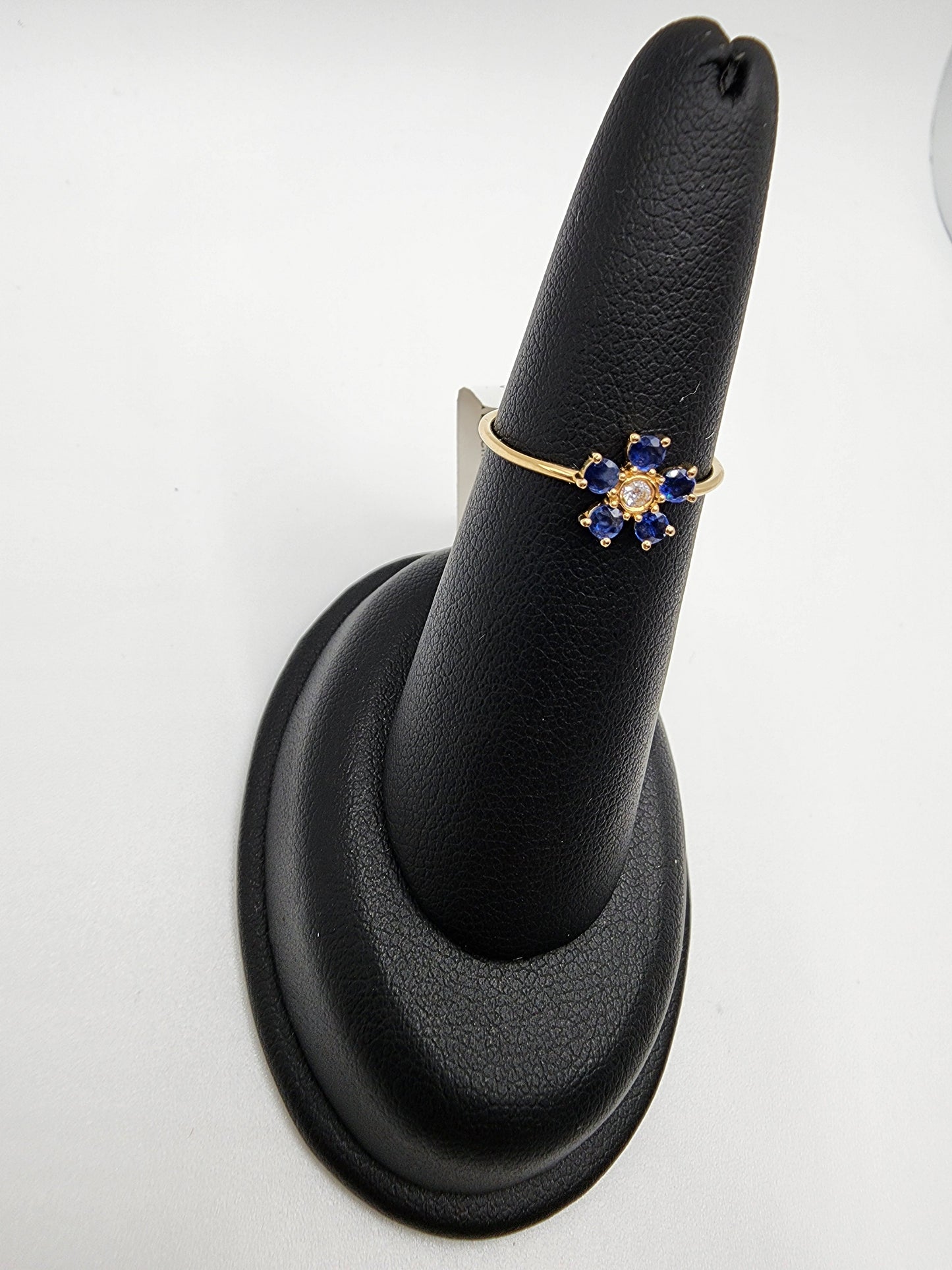 14KT Yellow Gold, Gen Center Sapphire  Flower w/ Diamond