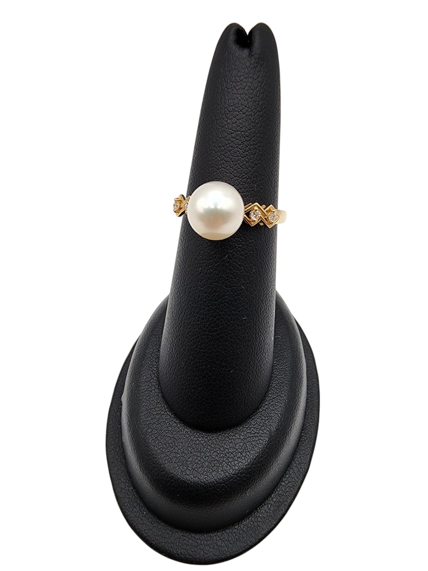 14KT Yellow Gold 8-9mm FW Pearl W/ 0.6cttw White Diamond Ring