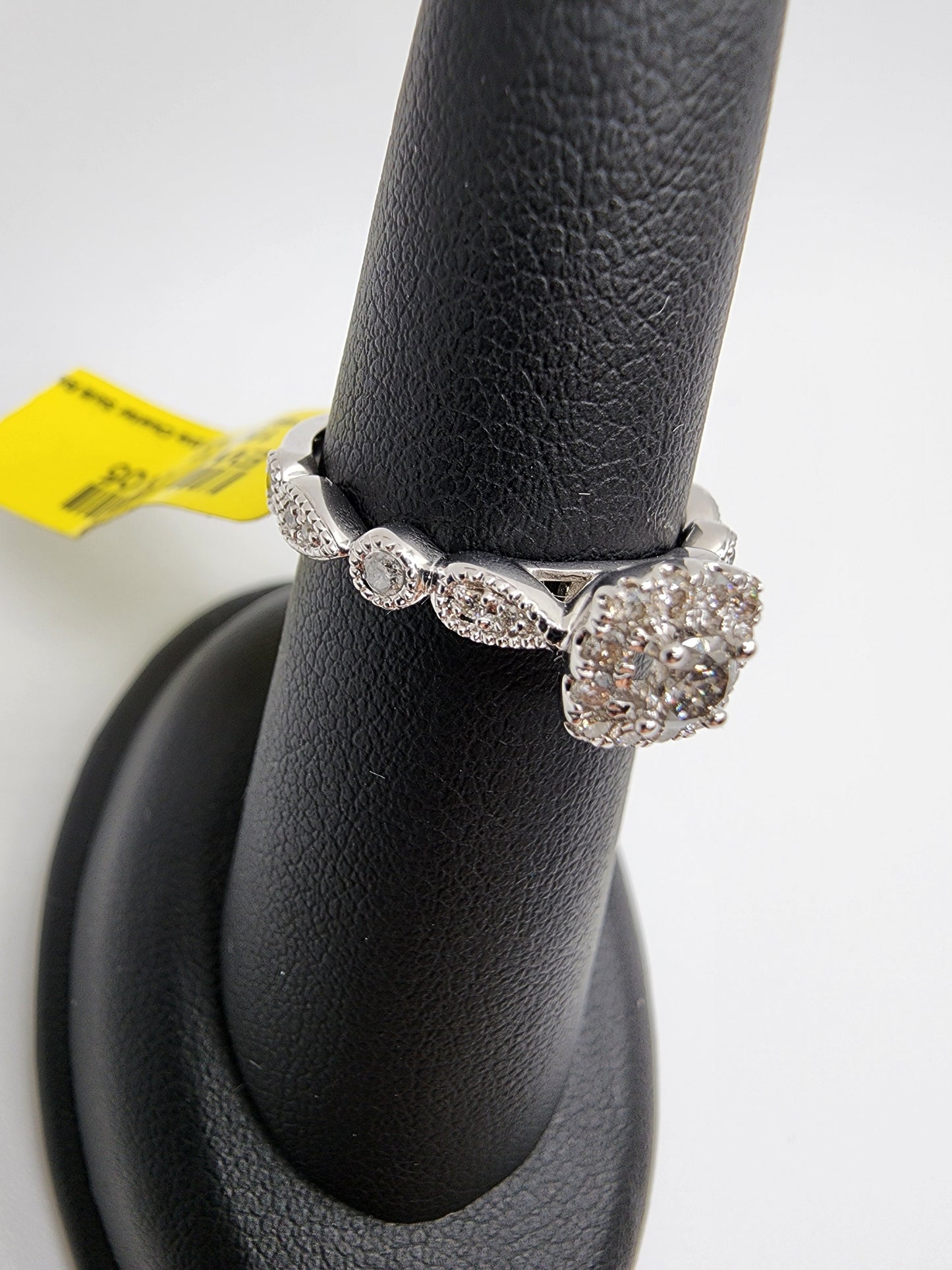 10KT White Gold .50cttw Cluster Solitaire White Diamond Ring