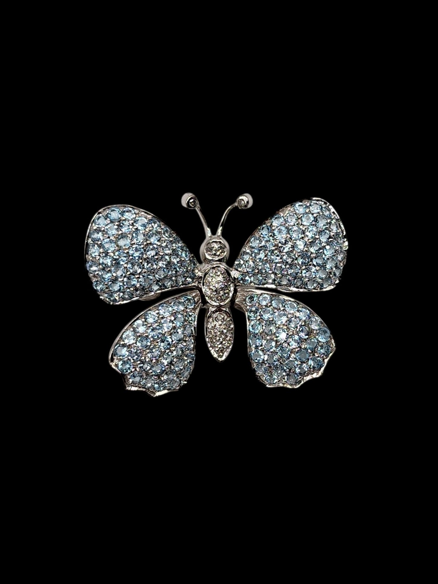 14KT White Gold Butterfly 5.00cttw Aqua& W/0.8cttw Diamonds Pendant