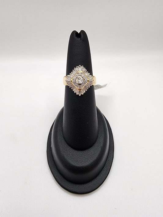 14KT Yellow Gold 1.50cttw Cntr & Bag Halo Diamond Ring