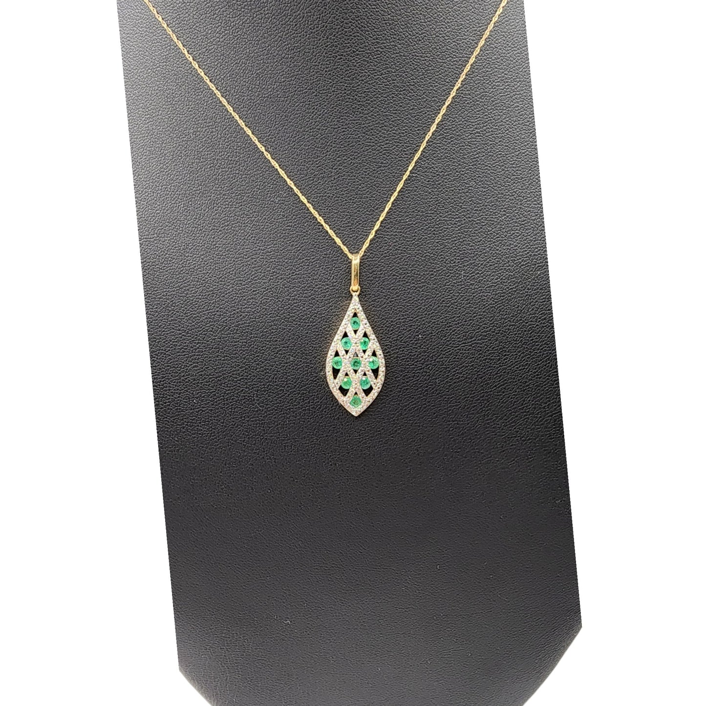 14KT Gold W/Emerald 1.00cttw & Diamond Teardrop And Chain 18"