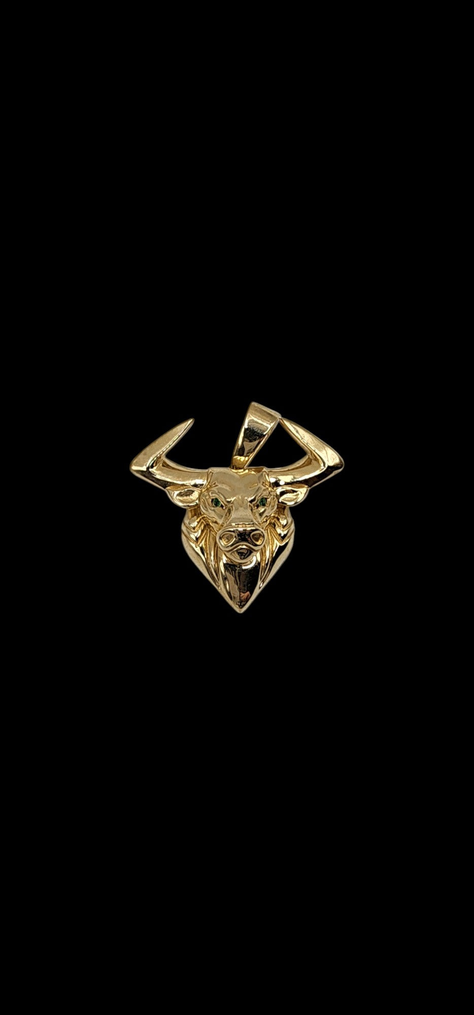 10KT Yellow Gold 6g bull W/Green CZ Pendant 39mm