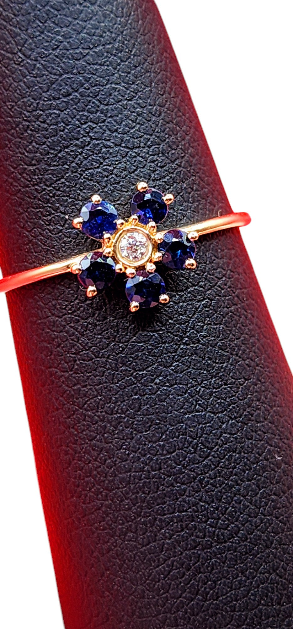 14KT Yellow Gold, Gen Center Sapphire  Flower w/ Diamond