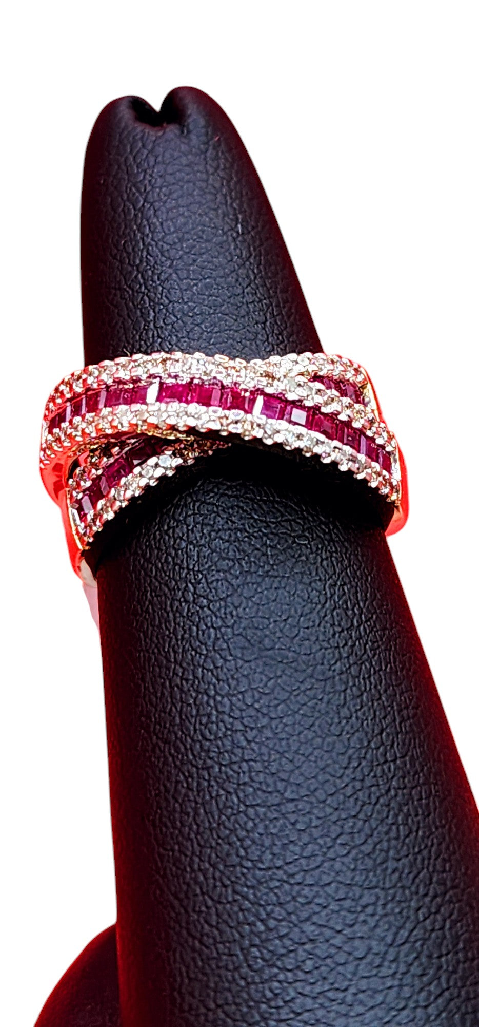 14KT Yellow Gold/ Gen Ruby & 1.00cttw Diamond Interlook Ring