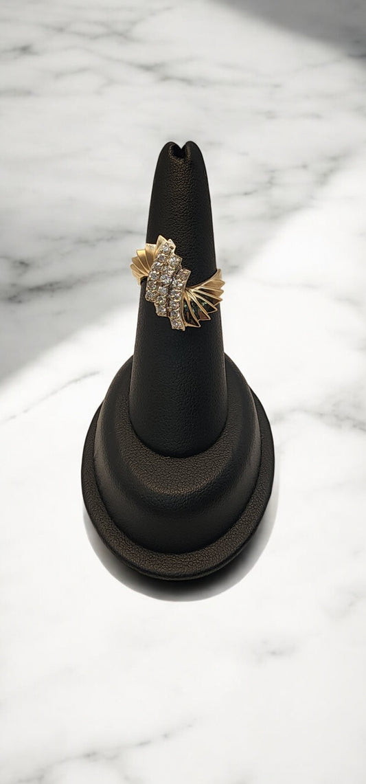 14KT Yellow Gold .55cttw Cntr &  Diamond Ridged Ring