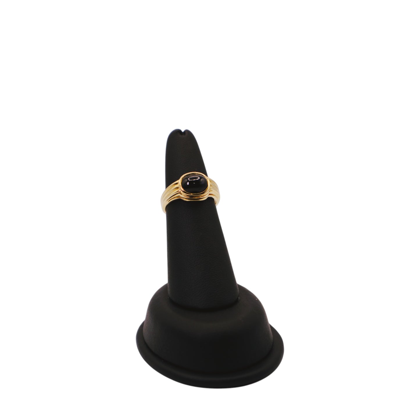 18KT Yellow Gold W/ Oval Gen Onyx Ring