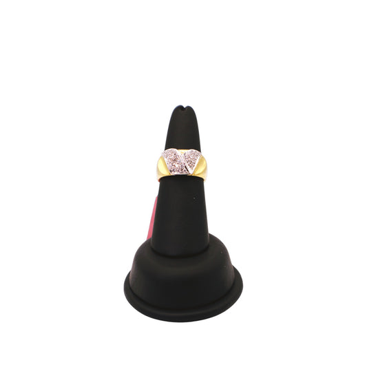18KT Yellow Gold 0.30cttw W/ White Diamond V Ring